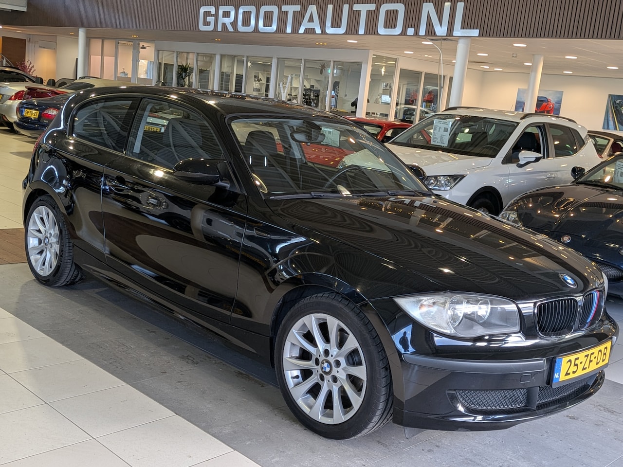 BMW 1-serie - 116i Airco, Cruise Control, Stuurbekrachtiging - AutoWereld.nl
