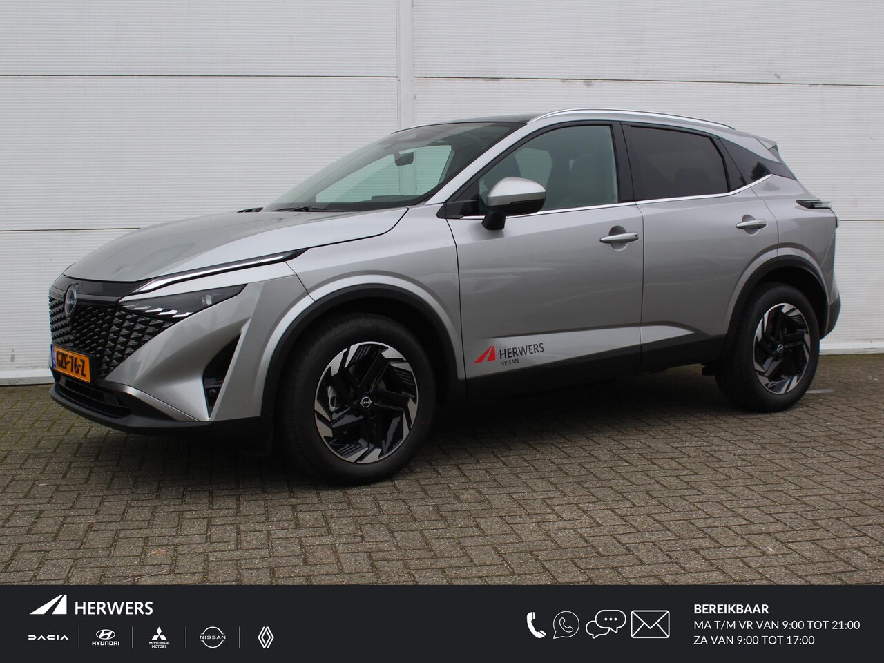 Nissan Qashqai - 1.3 MHEV Xtronic N-Connecta / Panoramadak / Stoel- & Stuurverwarming / Navigatie + Apple C - AutoWereld.nl