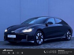 Hyundai IONIQ 6 - Connect 77.4 kWh Automaat / Batterijgarantie 8 jaar / Accu SoH 100% / Trekgewicht 1.500 kg