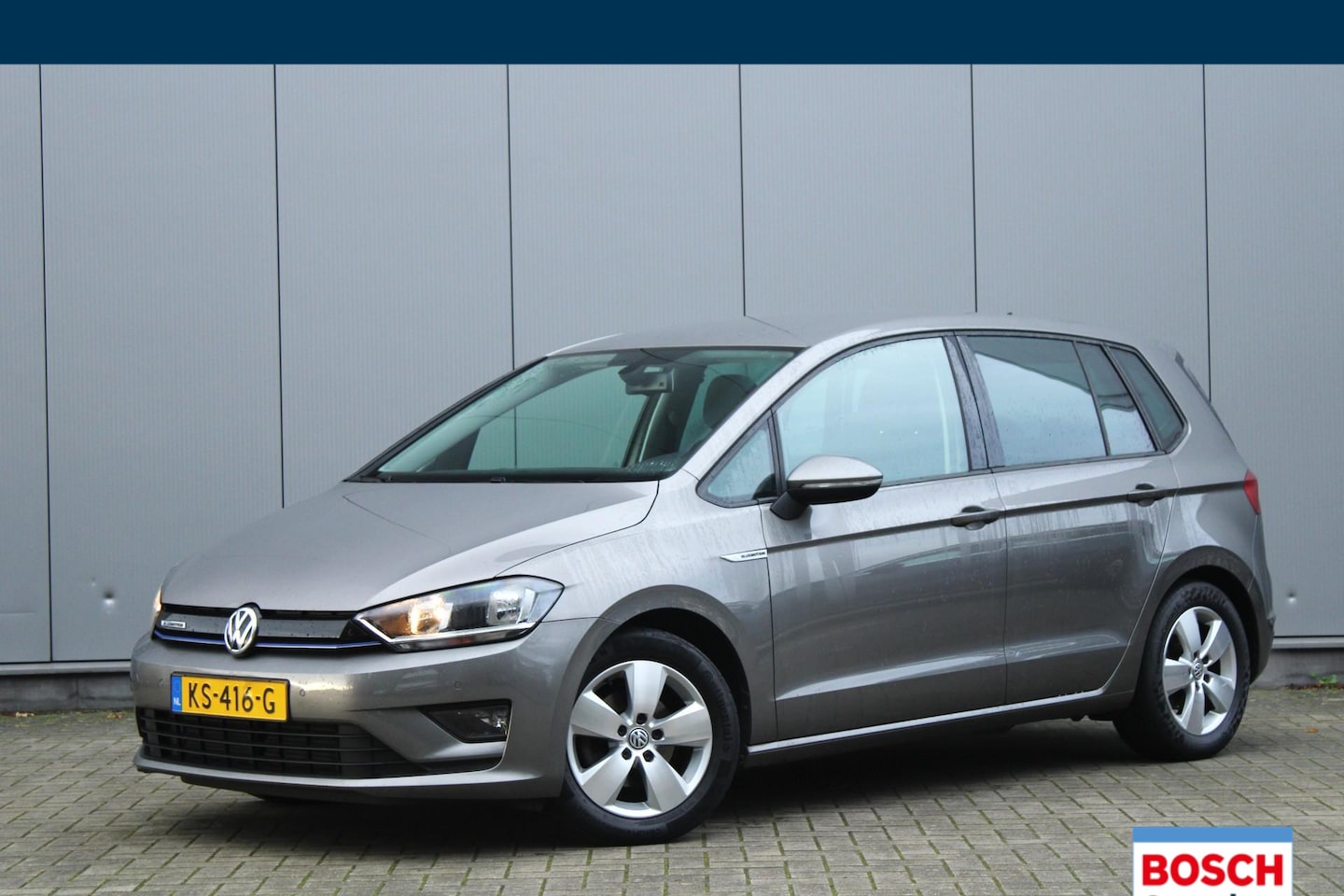 Volkswagen Golf Sportsvan - 1.0 TSI 115pk DSG Automaat Connected Series | NAP | 1e Eigenaar | Navigatie | Camera | Tre - AutoWereld.nl