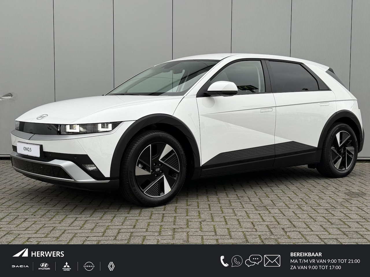 Hyundai IONIQ 5 - Connect Limited 84 kWh / 1500 Voordeel / Stoel- & Stuurverwarming / Achteruitrijcamera / P - AutoWereld.nl