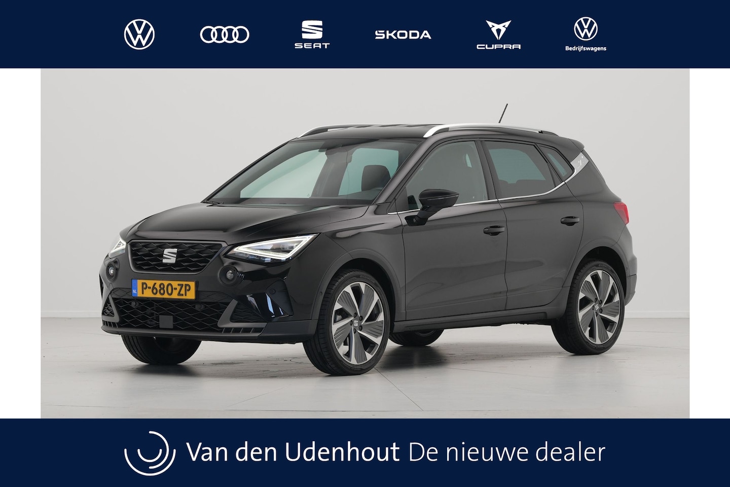 SEAT Arona - 1.0 TSI FR Business Intense Navigatie Camera Stoelverwarming Carplay 25 WP Multimedia - AutoWereld.nl
