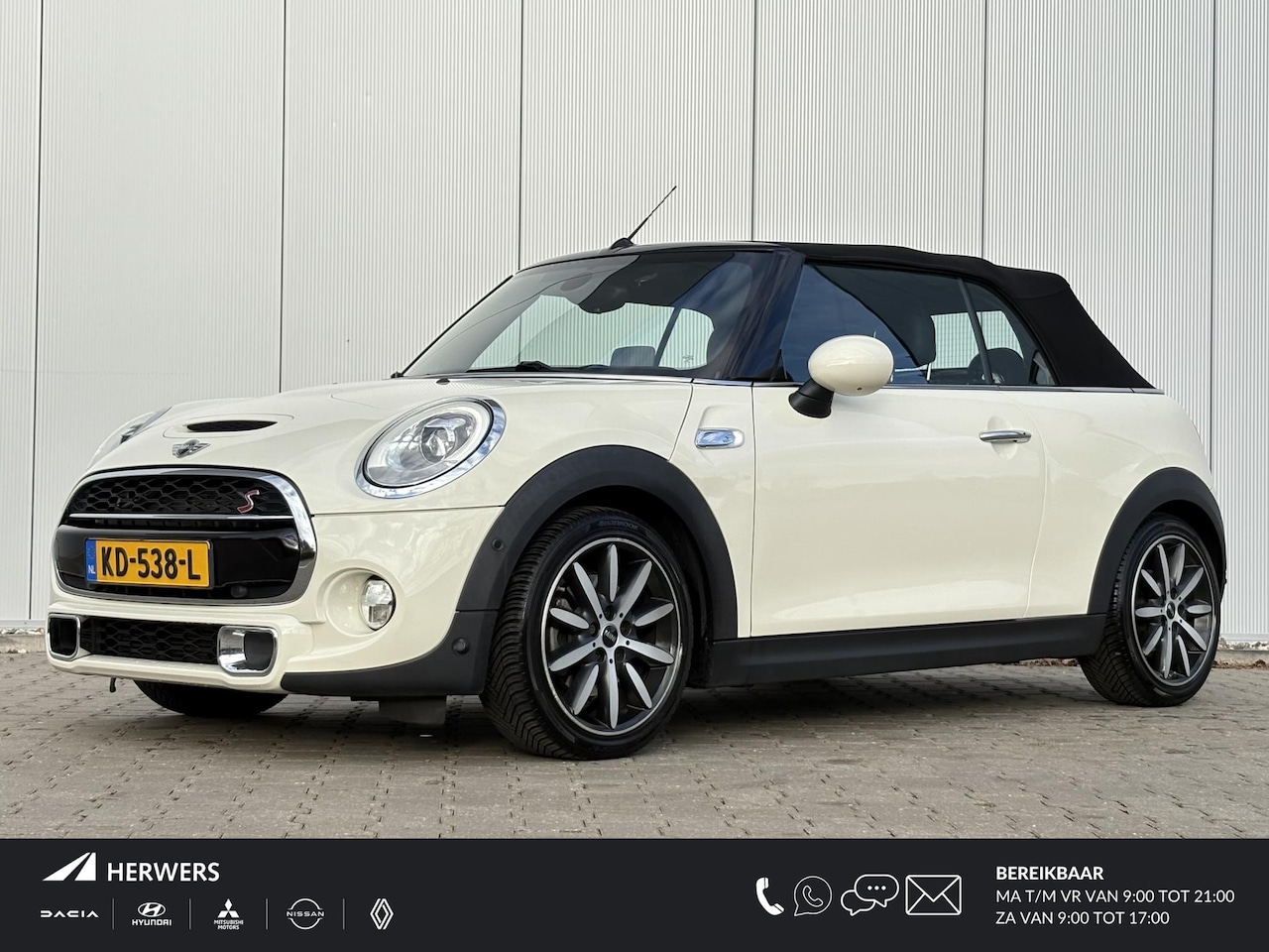 MINI Cabrio - Mini 2.0 Cooper S Chili Serious Business Alarm klasse 3 / Automaat / Cabrio / Airco / Navi - AutoWereld.nl