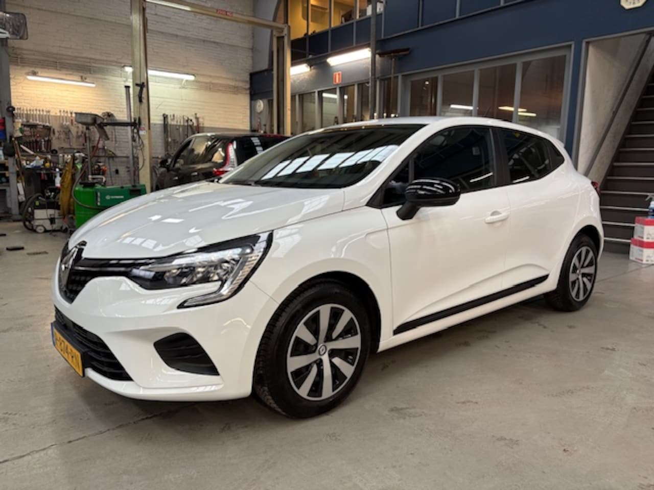 Renault Clio - 1.0 TCe 90pk GPF Equilibre - AutoWereld.nl