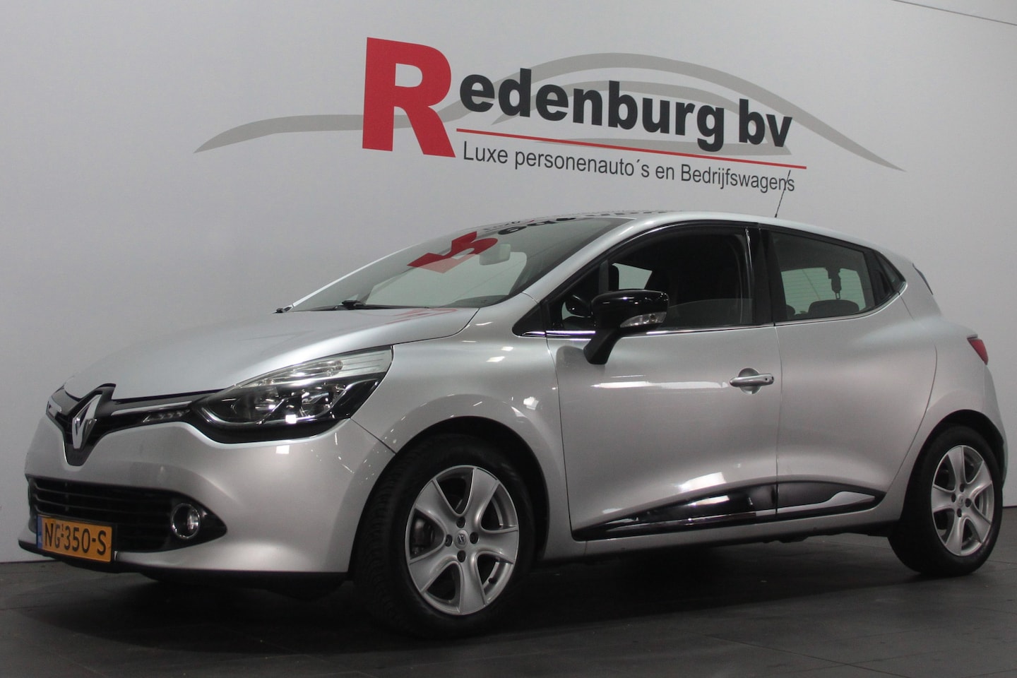 Renault Clio - 0.9 TCe Iconic - Camera / Navi / Cruise / BT - AutoWereld.nl