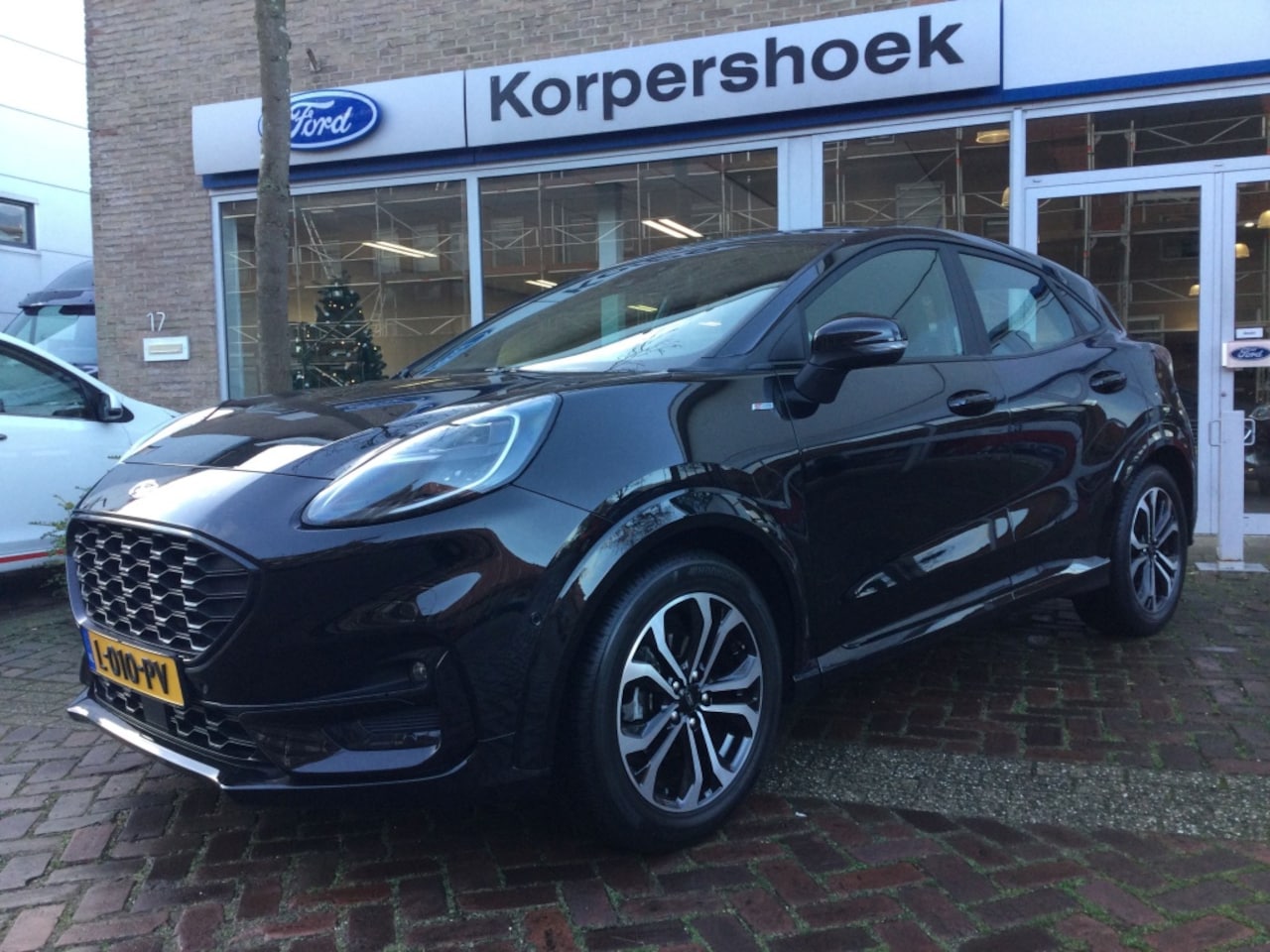 Ford Puma - 1.0 EB Hyb 155 pk ST-Line | Panoramadak - AutoWereld.nl