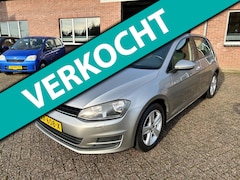 Volkswagen Golf - 1.2 TSI Trendline // 5-deurs // Navigatie