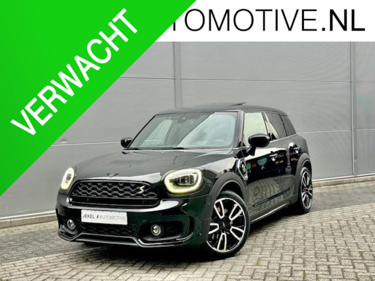 MINI Countryman - Mini 1.5 Cooper S E ALL4 John Cooper Works Full option, Panoramadak, 19" LM velgen, el. st - AutoWereld.nl