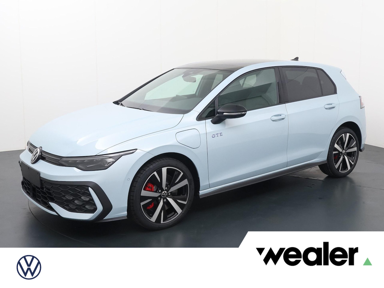 Volkswagen Golf - 8 GTE 1.5 eHybrid 200 kW / 272 PK Hatchback 6-DSG | Panoramadak | Black Style | - AutoWereld.nl
