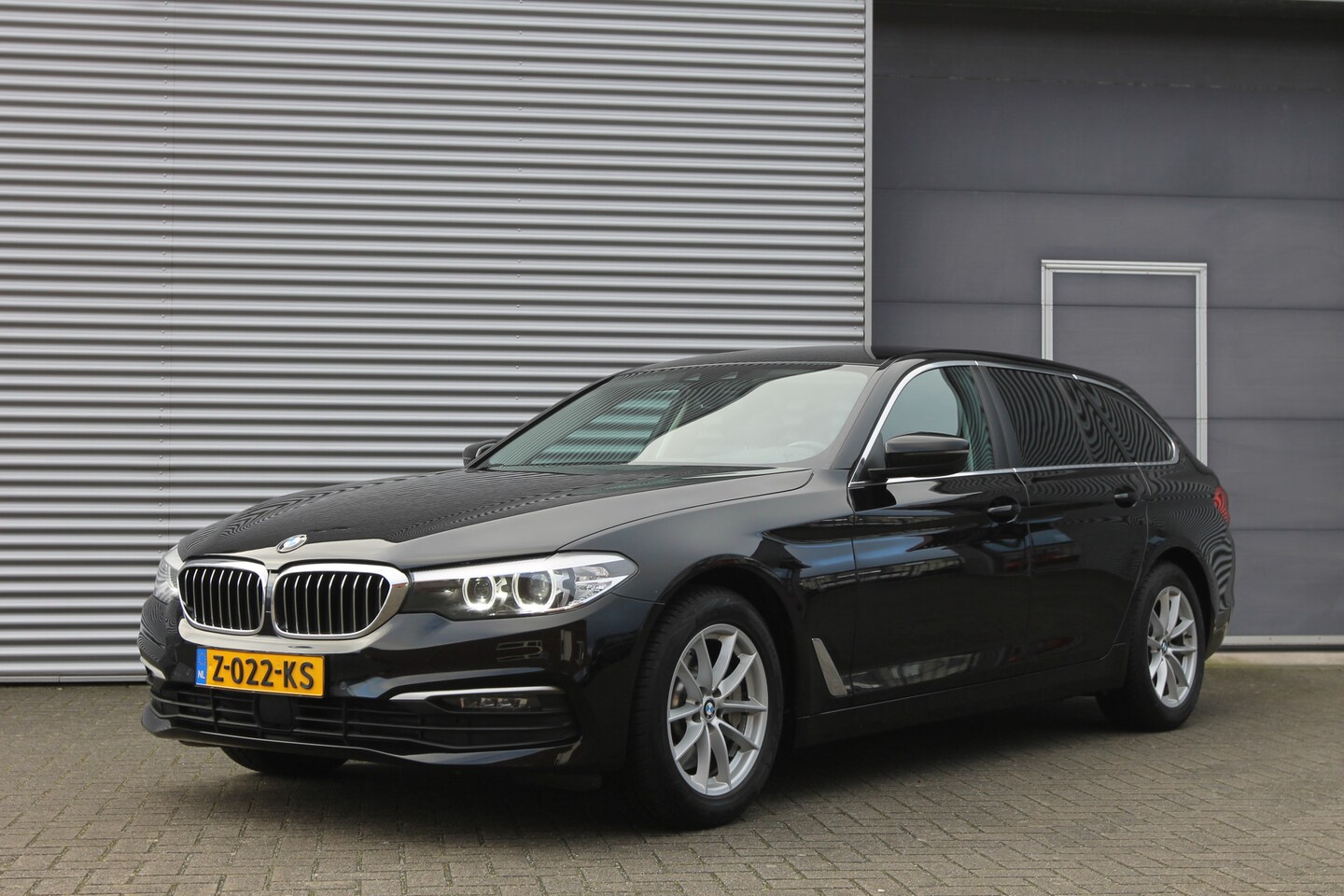 BMW 5-serie Touring - 530i Executive I Aut. I Navi I Leder - AutoWereld.nl