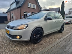 Volkswagen Golf - 1.4 TSI groot scherm 18" cruise 6 bak 122 PK etc