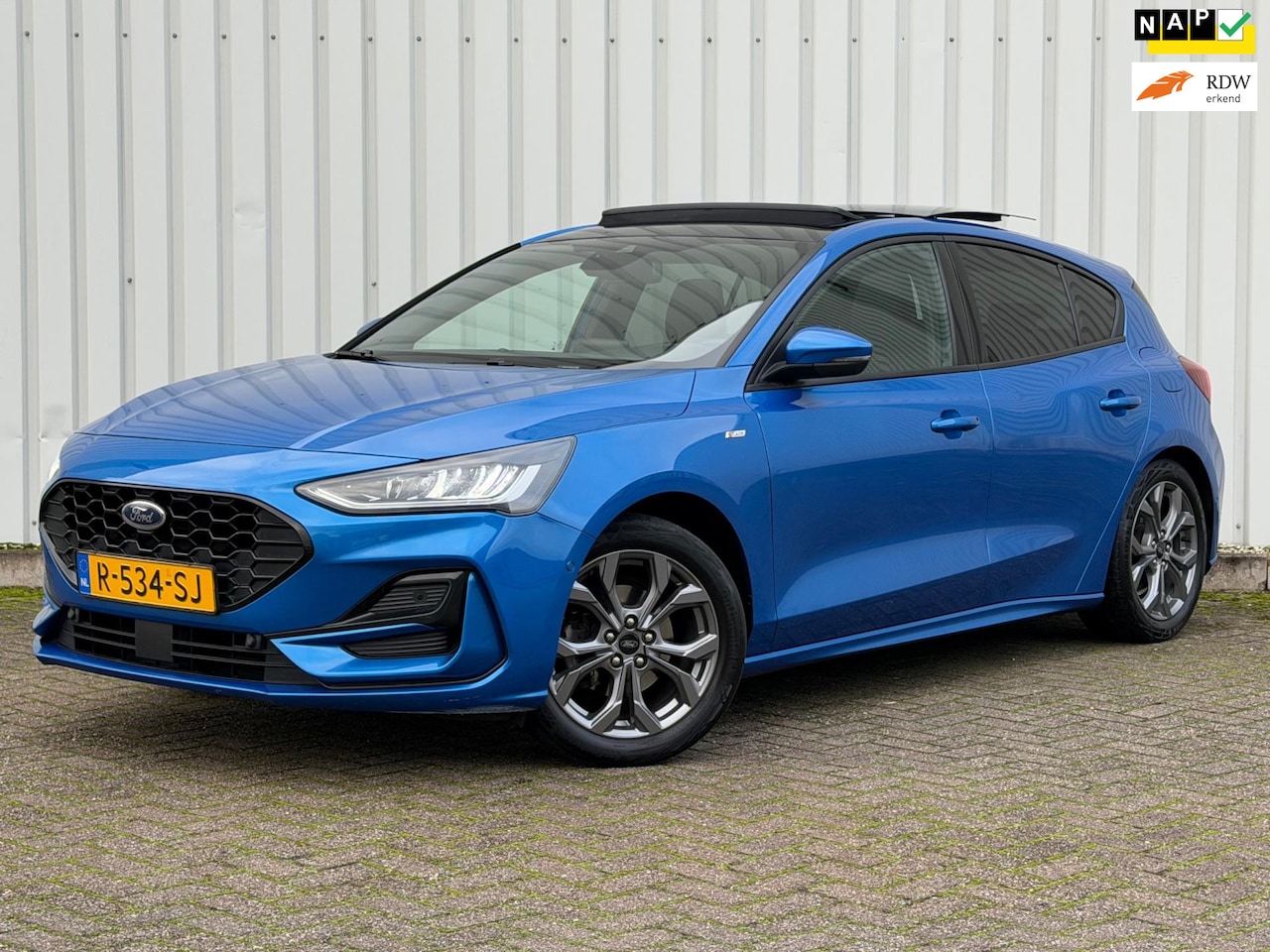 Ford Focus - 1.0 EcoBoost Hybrid ST Line X|Pano|Carplay|Trekhaak|Camera|BTW - AutoWereld.nl
