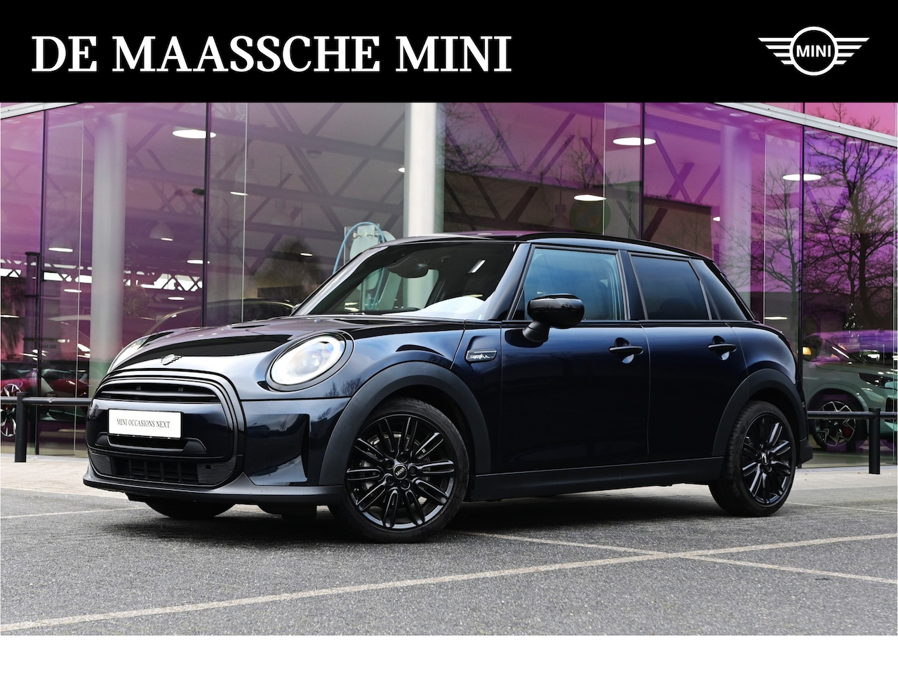 MINI Cooper - Hatchback Automaat / Classic / Achteruitrijcamera / Comfort Access / LED / Stoelverwarming - AutoWereld.nl