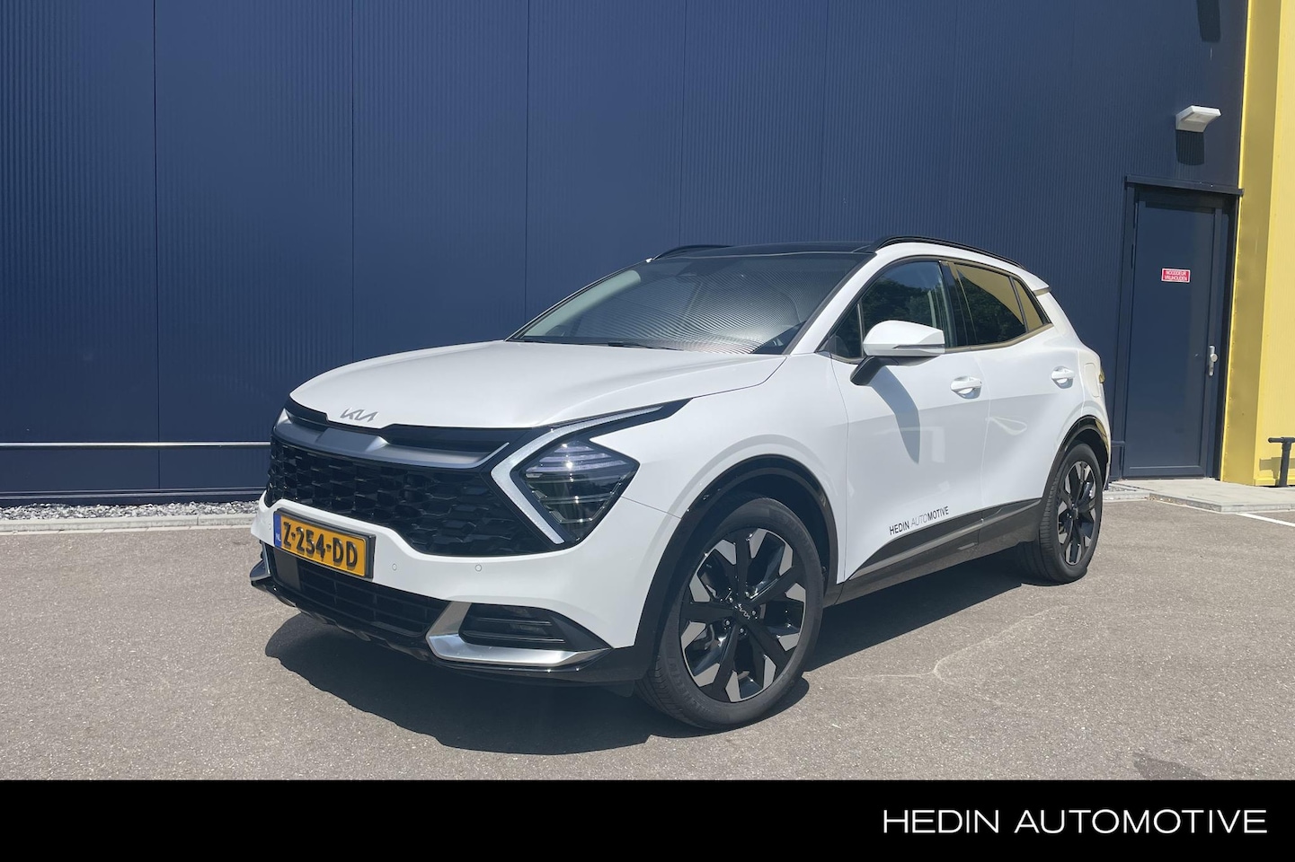 Kia Sportage - 1.6 T-GDi Plug-in Hybrid AWD DynamicPlusLine AWD | PANORAMADAK | CAMERA | NAVIGATIE - AutoWereld.nl