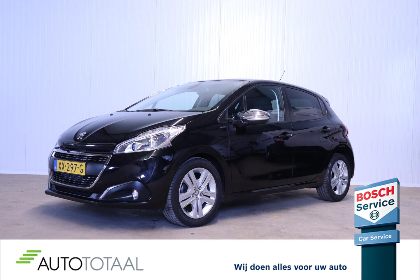 Peugeot 208 - 1.2 PureTech Signature NAV - AIRCO - LMV - GETINTE RAMEN - AutoWereld.nl