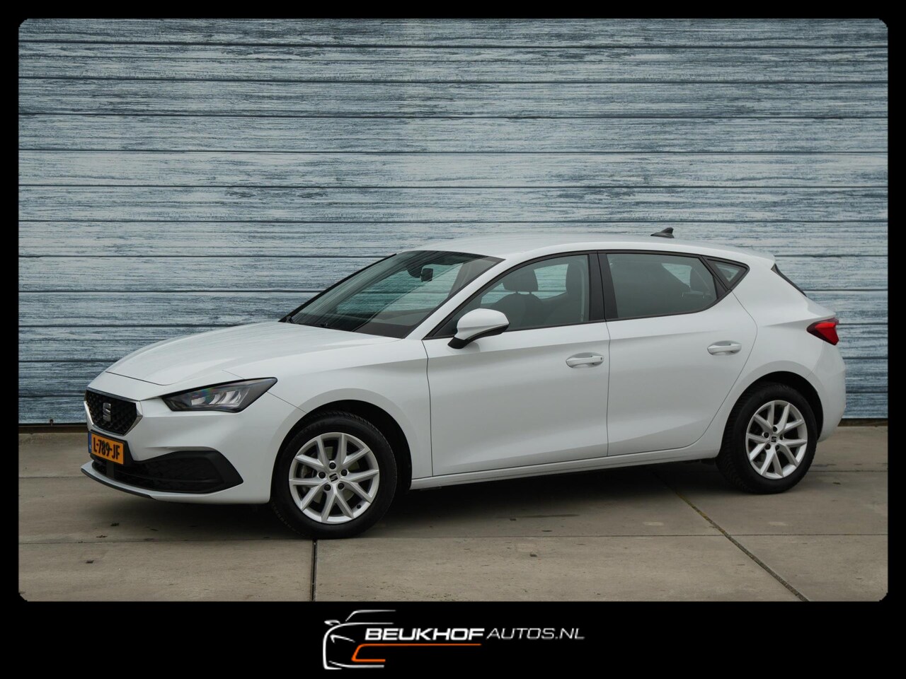 SEAT Leon - 1.0 TSI Style Business Intense Carplay Virtual Das - AutoWereld.nl
