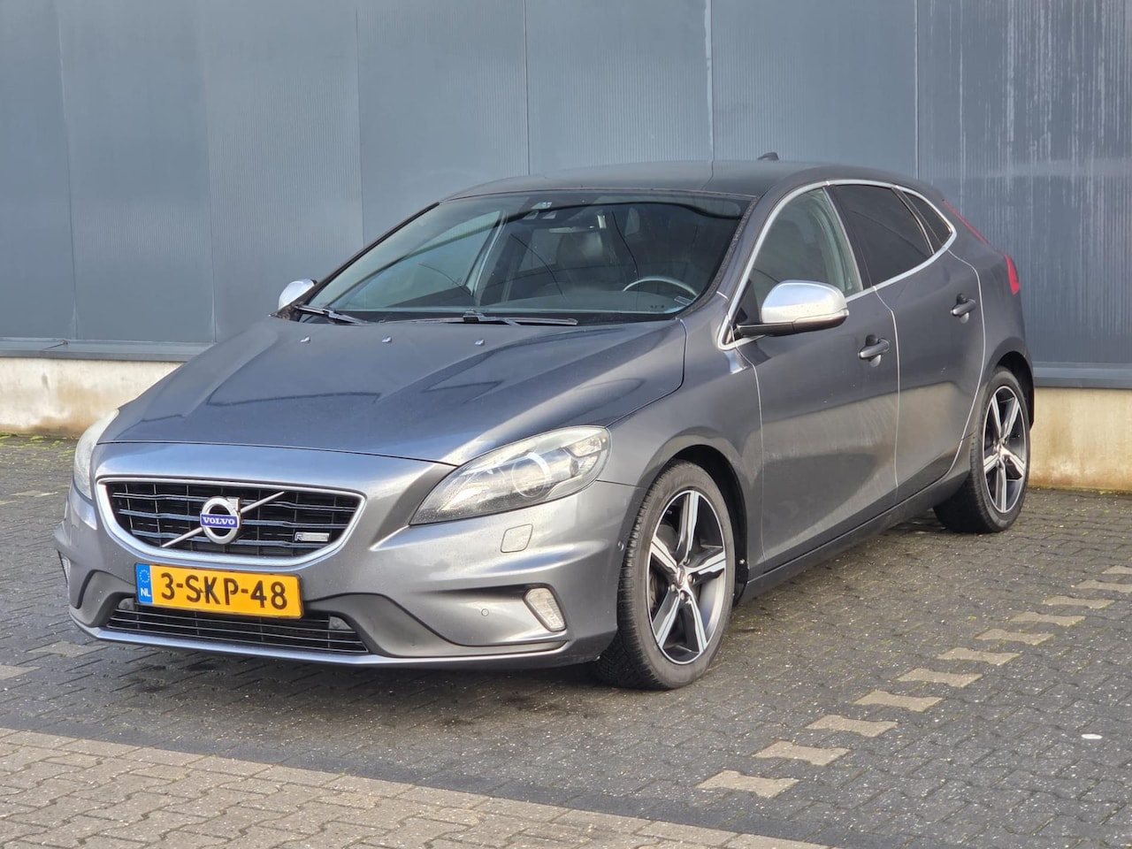Volvo V40 - 1.6 D2 R-Design 1.6 D2 R-Design - AutoWereld.nl