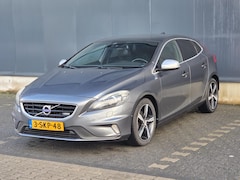 Volvo V40 - 1.6 D2 R-Design