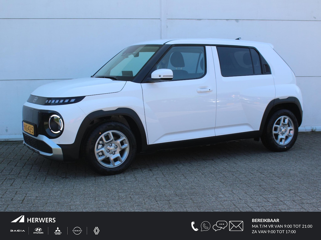 Hyundai Inster - Pulse 49 kWh / Winter Pack / Stoel- + Stuurverwarming / Navigatie + Apple Carplay/Android - AutoWereld.nl