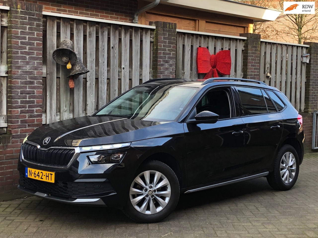 Skoda Kamiq - 1.0 TSI NAVI, LED verlichting, stoelverw, camera, digitaal dashboard! - AutoWereld.nl