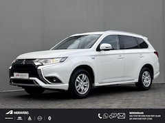 Mitsubishi Outlander - 2.4 PHEV Intense / Dealer onderhouden / Trekhaak 1.500 kg / Garantie t/m 03-08-2028 / Lede