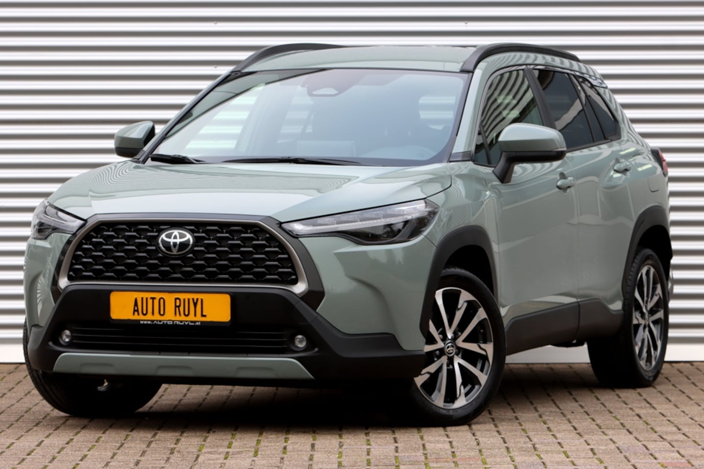 Toyota Corolla Cross - Hybrid 140 Style Urban Khaki - AutoWereld.nl