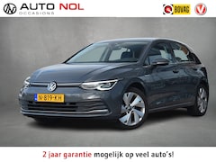 Volkswagen Golf - 1.5 TSI Highline Style | Apple CarPlay | Sportstoelen | Stoelverw. | ACC