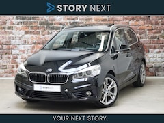 BMW 2-serie Active Tourer - 218i Sport Line Automaat / Navigatiesysteem Plus / Panoramadak / Head-Up Display / Stoelve
