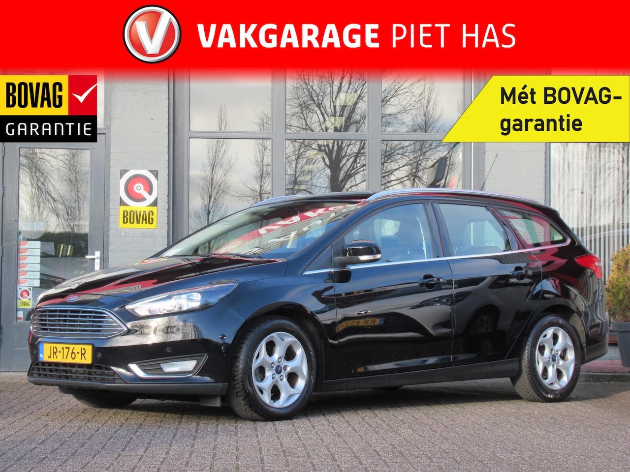 Ford Focus Wagon - 1.0 Titanium | Clima-Airco | Parkeersensoren V+A | Trekhaak | Incl. Garantie | Bluetooth | - AutoWereld.nl