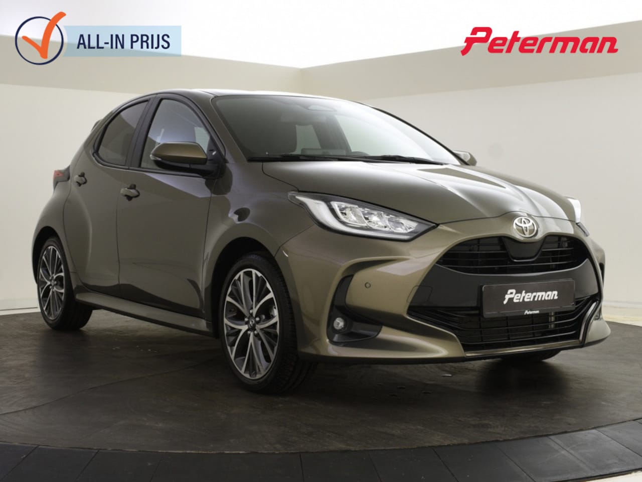 Toyota Yaris - 1.5 Hybrid 130 Executive | Head Up Display | PDC V+A | - AutoWereld.nl
