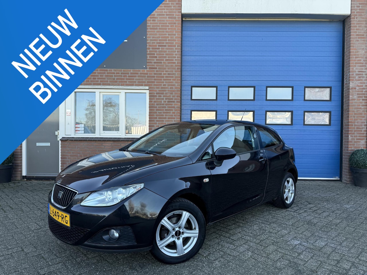 SEAT Ibiza SC - 1.4 Reference | Nieuwe distributie | Airco | 15" LMV - AutoWereld.nl