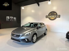 Volvo V40 Cross Country - 1.6 T4 Momentum Dealer onderhouden
