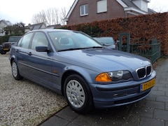 BMW 3-serie - 318i Executive 1ste eig