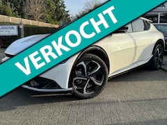Kia EV6 - Plus Advanced 77.4 kWh | Afn. Trekhaak | SOH 100% | Meridian Sound | Panoramadak |