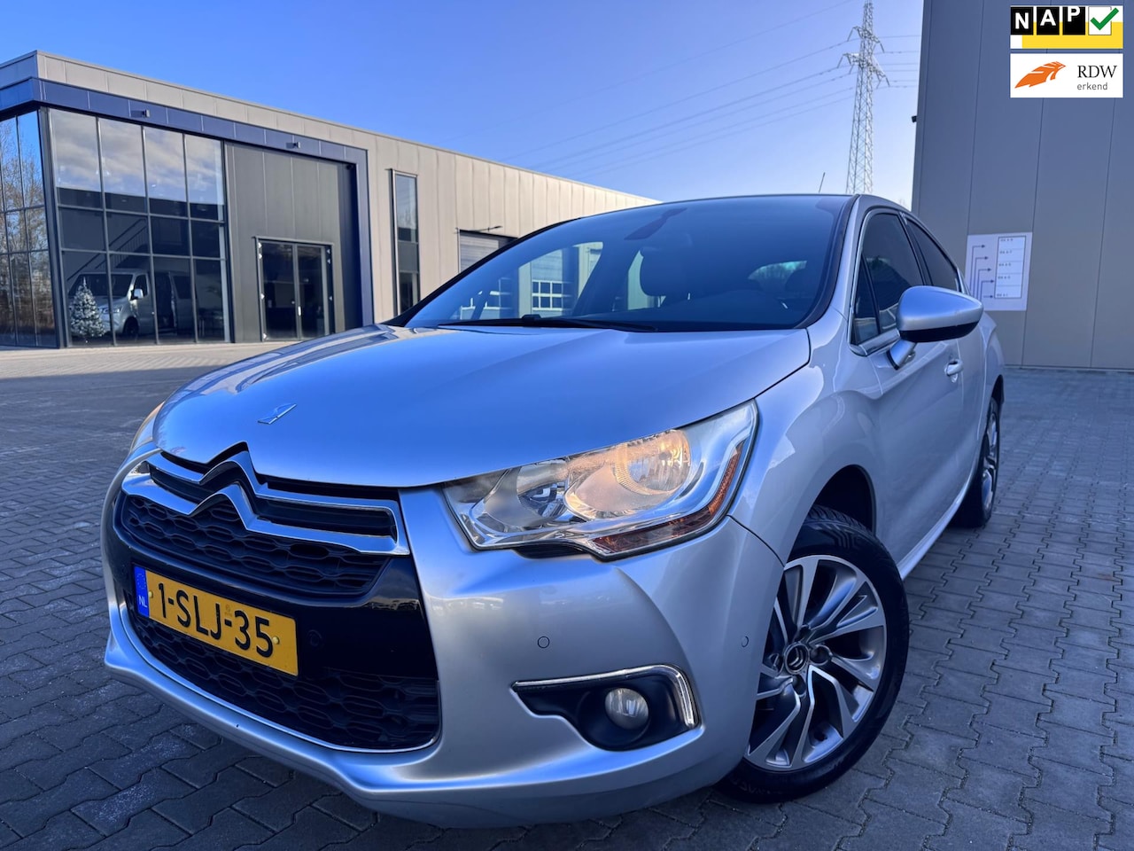 Citroën DS4 - 1.6 VTi Business massage led trekhaak zeer nette auto!! - AutoWereld.nl
