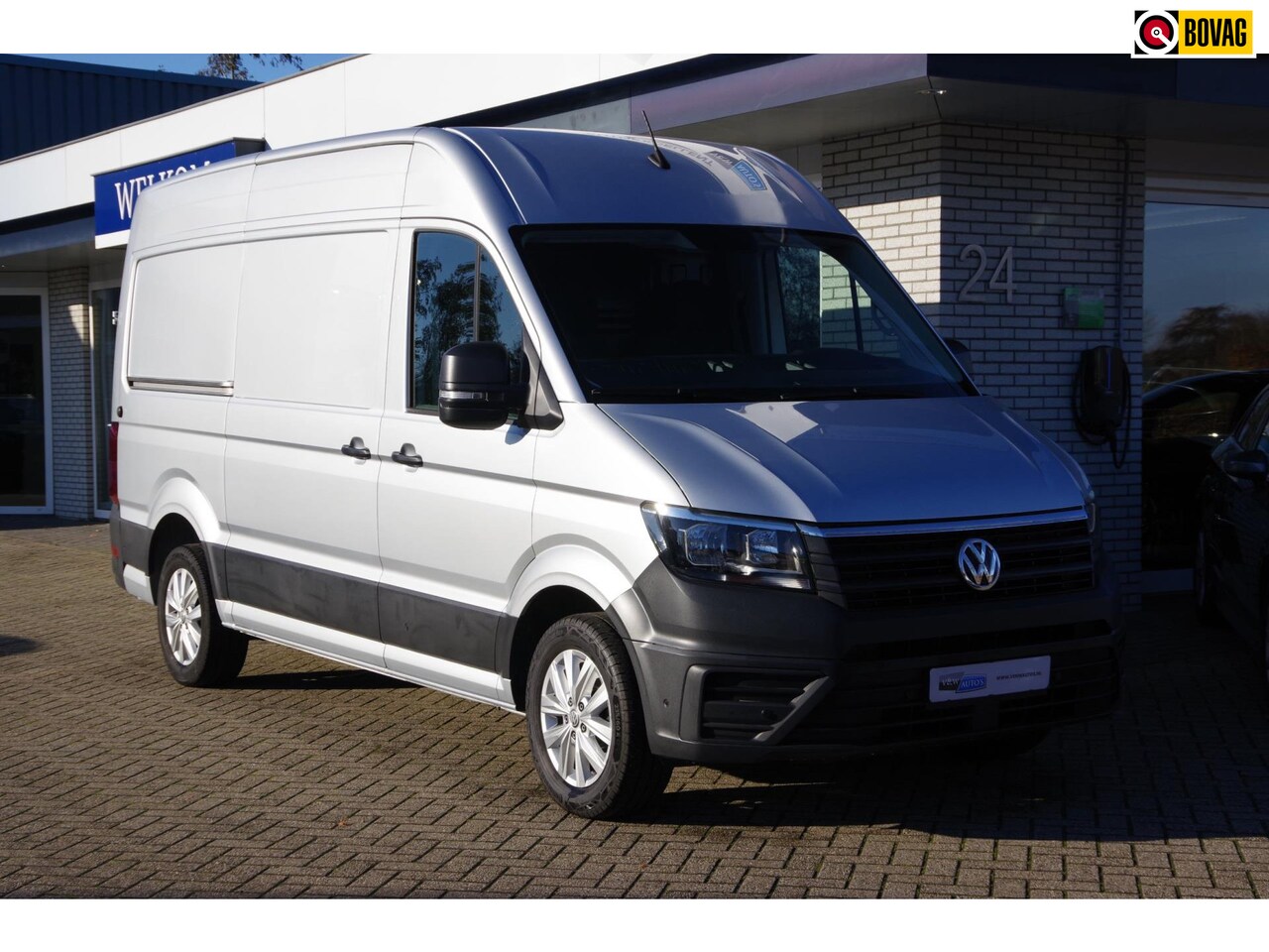 Volkswagen Crafter - 2.0 TDI L3H3 Carplay Achteruitrijcamera Stoelverwarming Navigatie - AutoWereld.nl