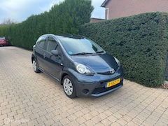 Toyota Aygo - 1.0 VVT-i Access SLECHTS 114 DKM ZEER NETTE AUTO