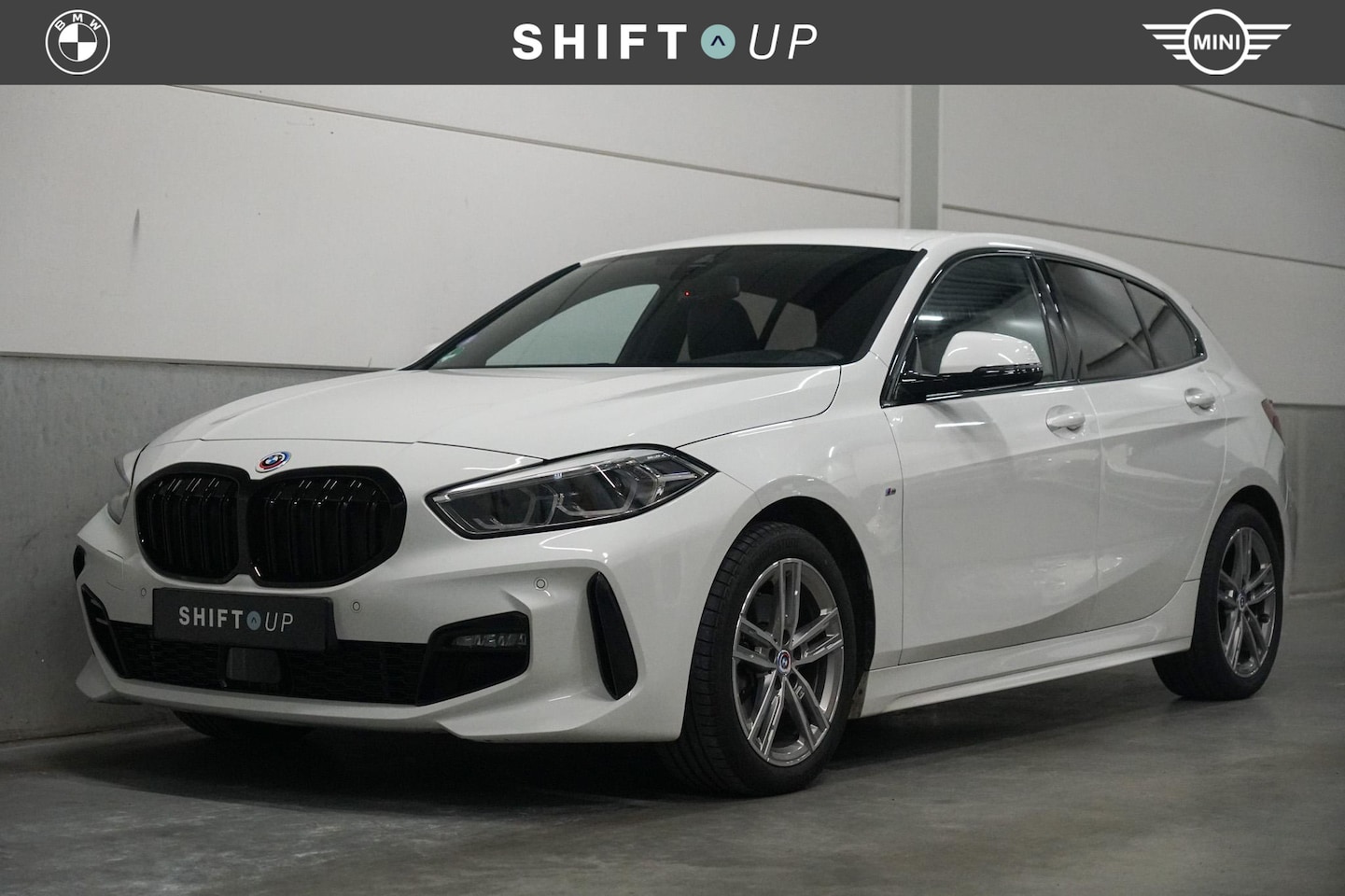 BMW 1-serie - 118i M-Sport | Carplay | Hifi | Digital Cockpit - AutoWereld.nl