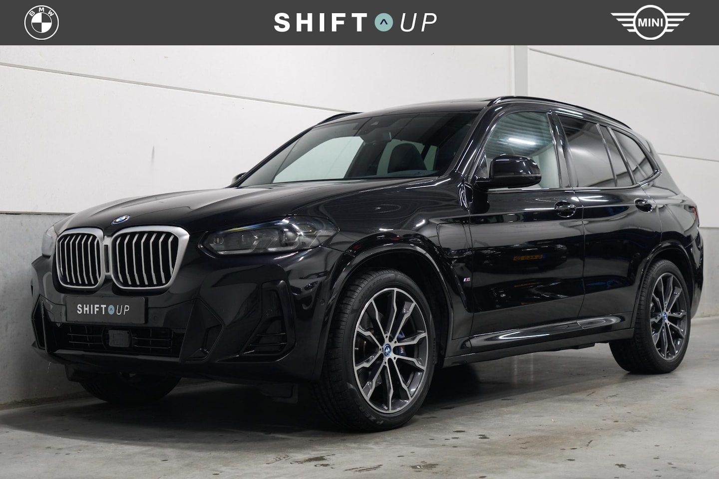 BMW X3 - xDrive30e M-Sport | M-Stoelen | Panoramadak | Harman Kardon | Adapt. Cruise Control - AutoWereld.nl