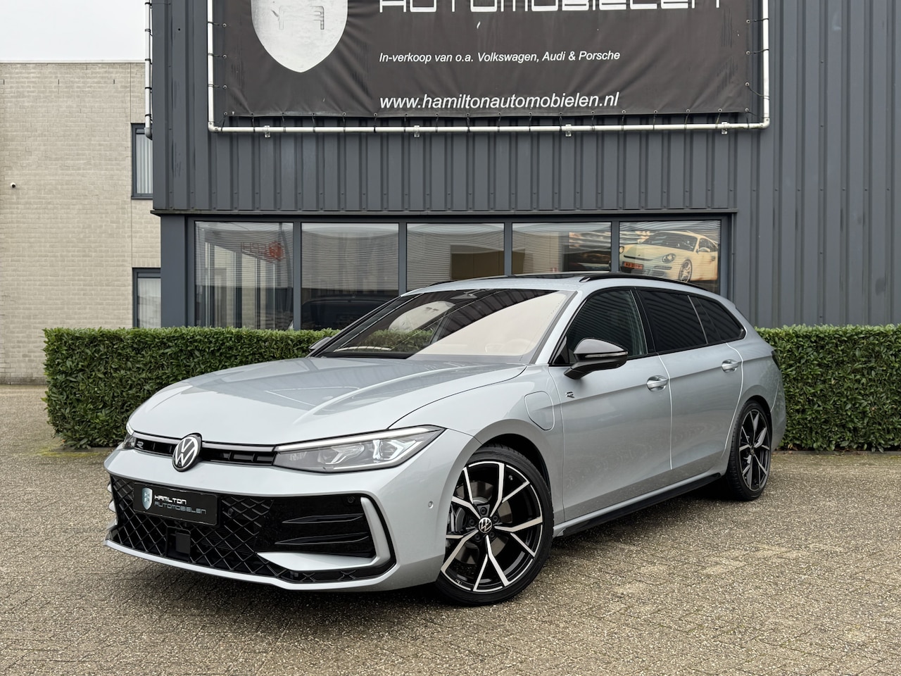 Volkswagen Passat Variant - 1.5 eHybrid R-Line Edition Full Options Nieuwstaat 13dkm!! - AutoWereld.nl