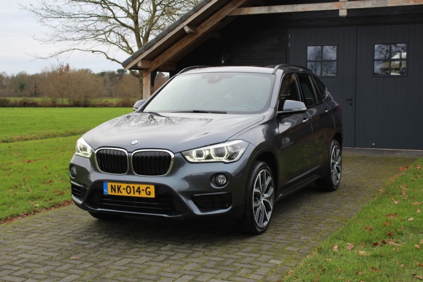 BMW X1 - X1 2.0 pano - AutoWereld.nl
