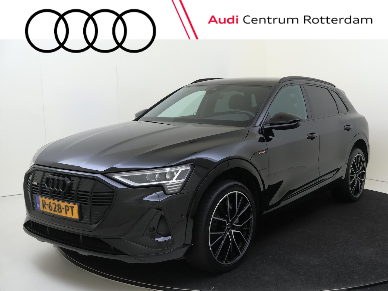 Audi e-tron - 55 quattro S edition 95 kWh | SOH 100% | Luchtvering | Achteruitrijcamera | Adaptieve crui - AutoWereld.nl