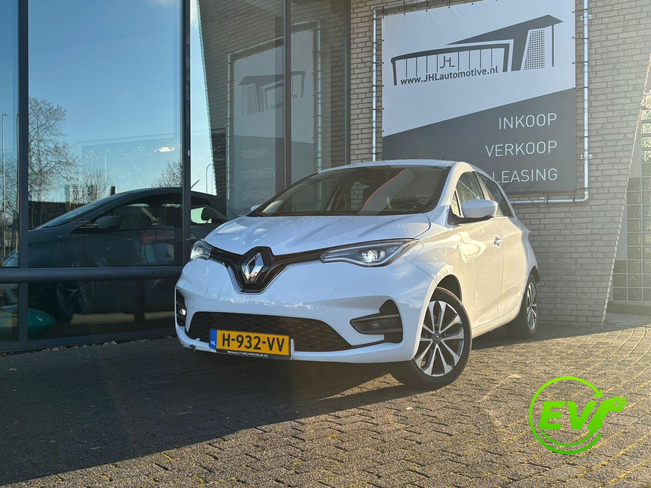 Renault Zoe - R135 Zen 52 kWh KOOPACCU*3FASE*ECC*CAMERA*NAVI* - AutoWereld.nl