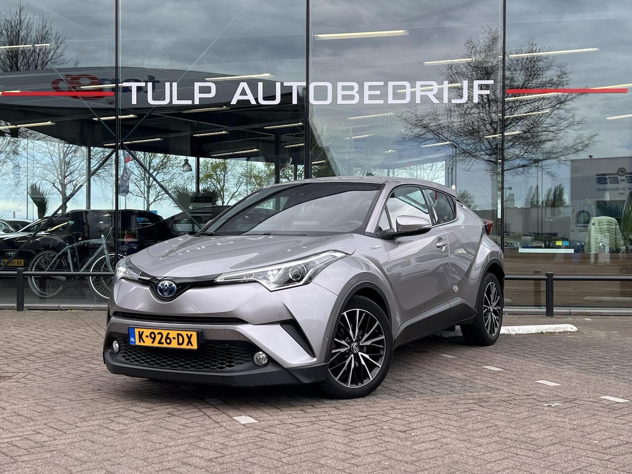 Toyota C-HR - 1.8 Hybrid Dynamic LaneAssist Adaptive Winterpack - AutoWereld.nl