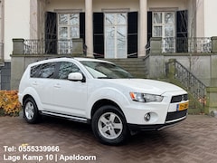 Mitsubishi Outlander - 2.0 Intro Edition Automaat Airco Cruise Ctr Leder Trekhaak NAP top staat