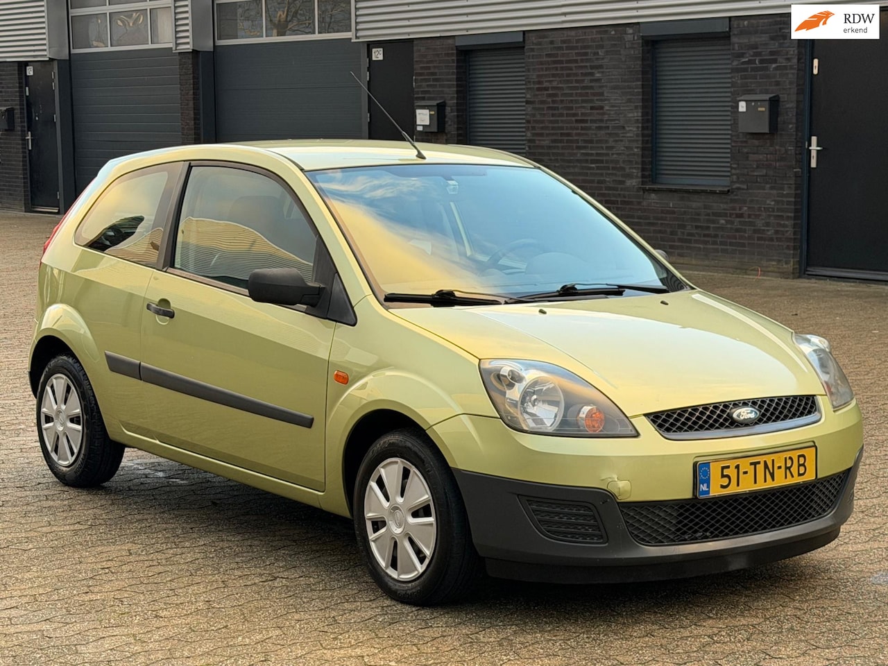 Ford Fiesta - 1.3-8V Champion AIRCO NIEUW APK NAP - AutoWereld.nl