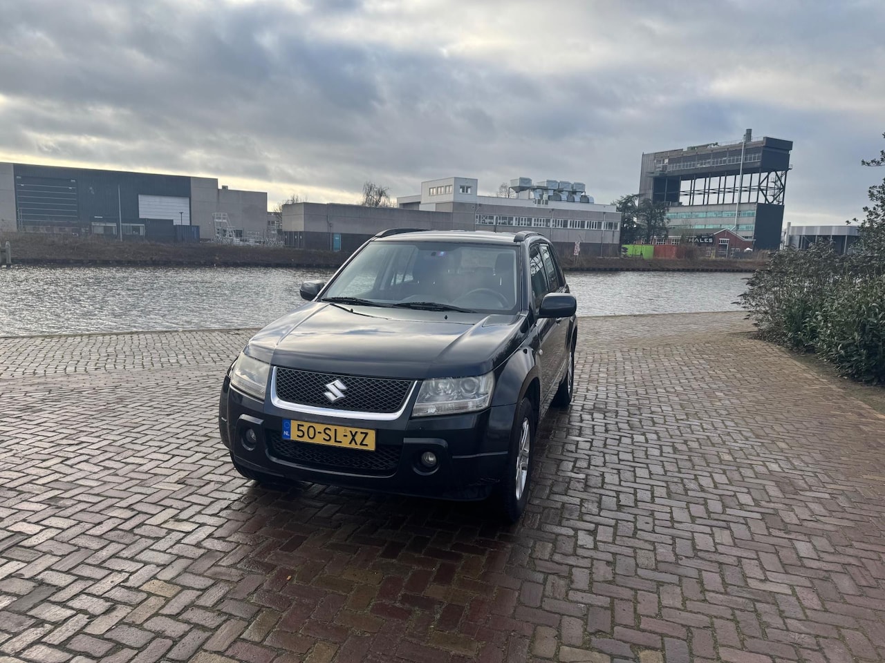 Suzuki Grand Vitara - 2.0-16V Exclusive KOPELLING SLIPT!! - AutoWereld.nl