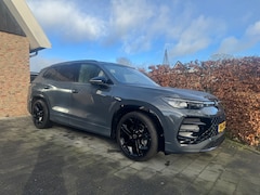 Volkswagen Tayron - 1.5 eHybrid R-Line Edition 272PK + Fabrieksgarantie