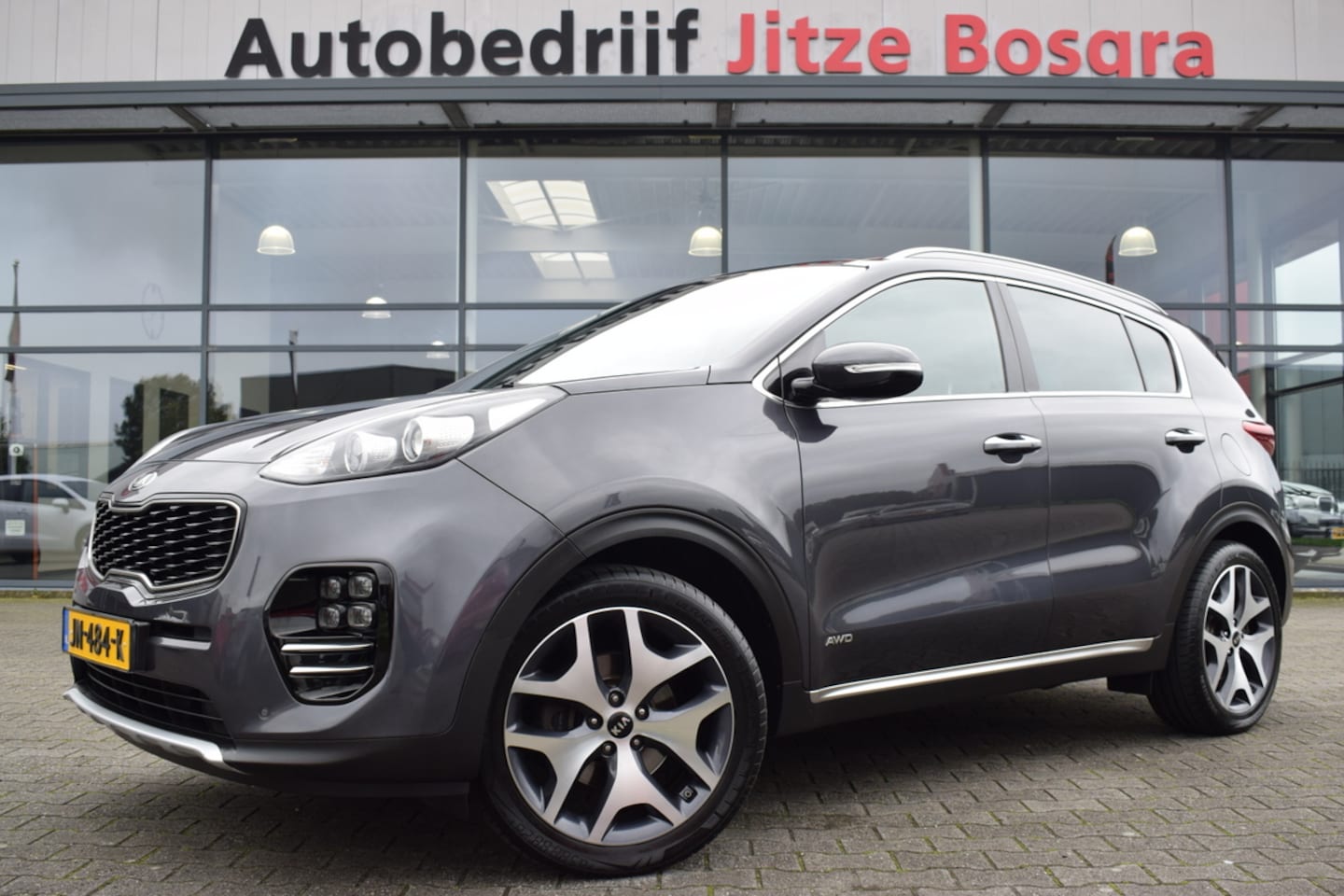 Kia Sportage - 1.6 T-GDI 4WD Automaat GT-Line Panoramadak | Zwart leder | Camera | Full Map Navi | Trekha - AutoWereld.nl