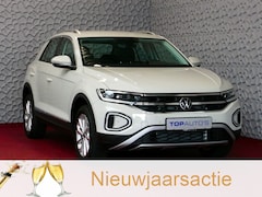 Volkswagen T-Roc - 1.5 TSI 150PK STYLE PLUS ALCANTARA IQ. ELEK.KLEP ADAP.CRUISE VIR.COCKPIT CAMERA STOEL/STUU